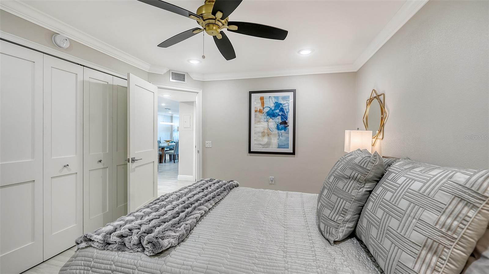 19 WHISPERING SANDS DR #1105