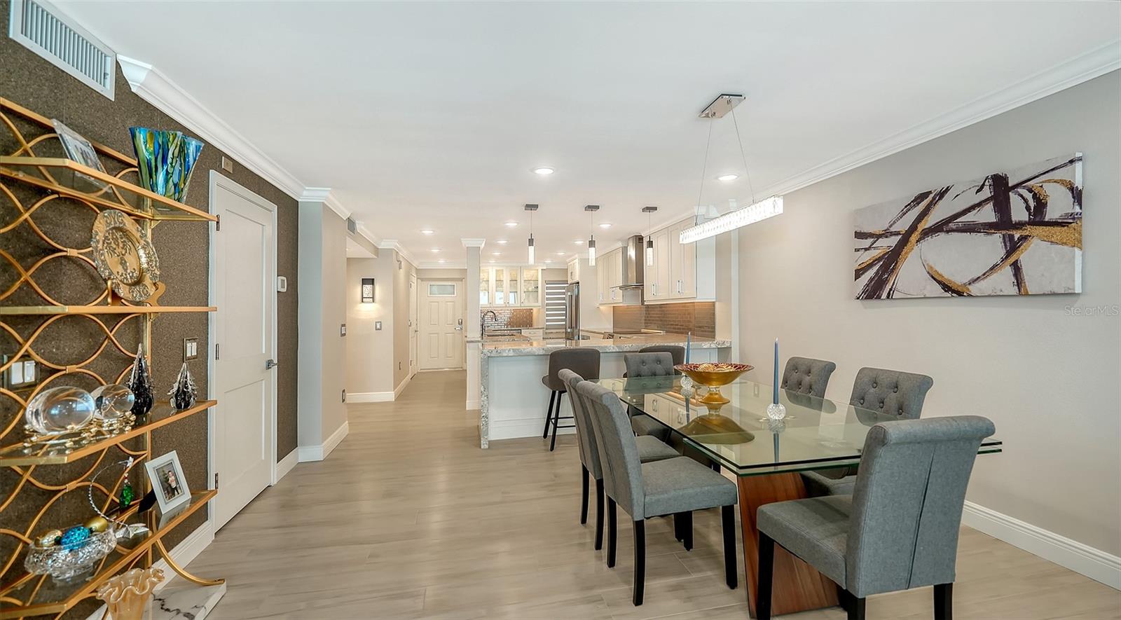 19 WHISPERING SANDS DR #1105