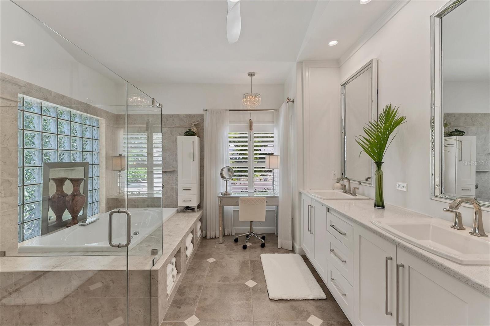 6102 SONESTA CT