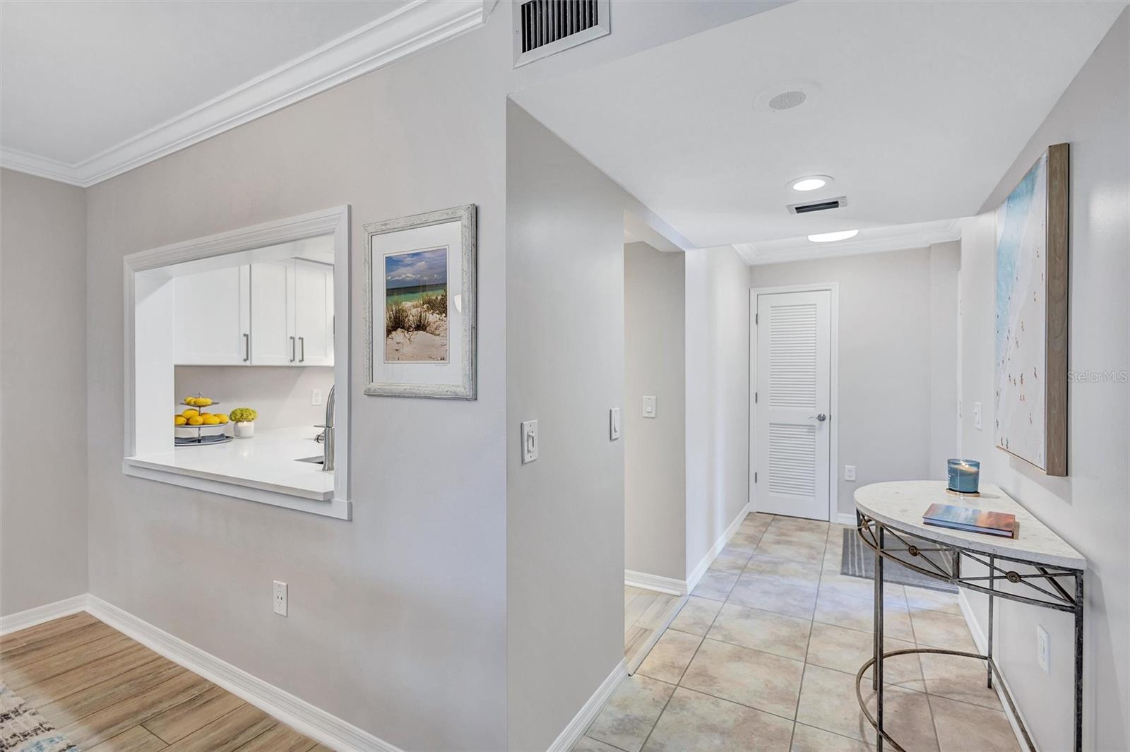 5880 MIDNIGHT PASS RD #306