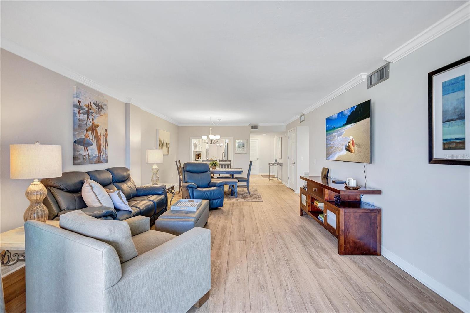 5880 MIDNIGHT PASS RD #306