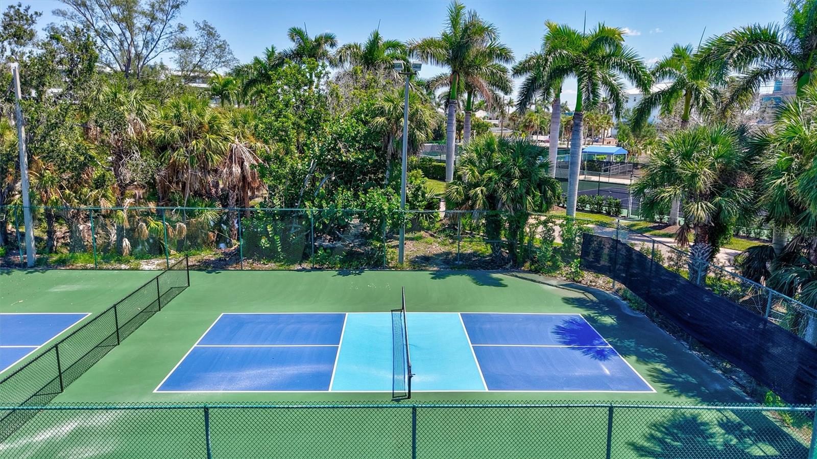 5880 MIDNIGHT PASS RD #306