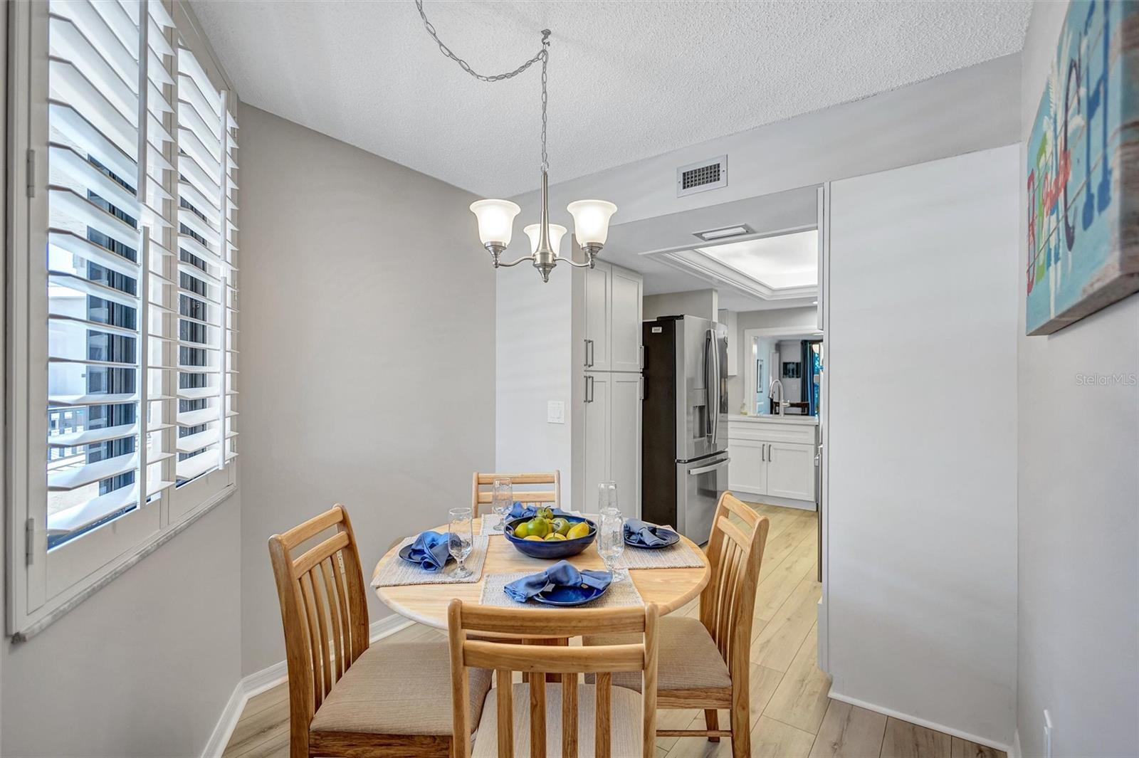 5880 MIDNIGHT PASS RD #306