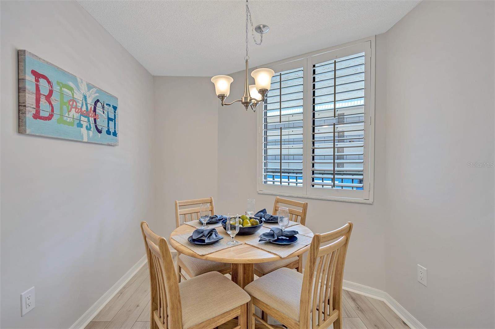 5880 MIDNIGHT PASS RD #306