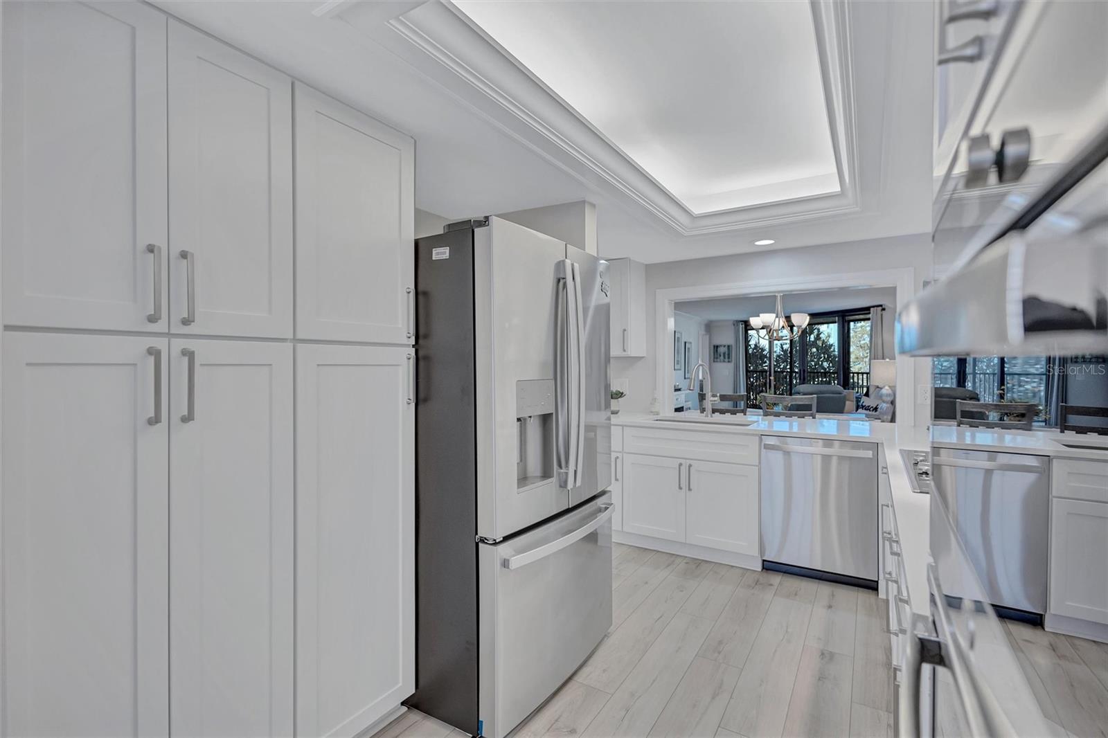 5880 MIDNIGHT PASS RD #306