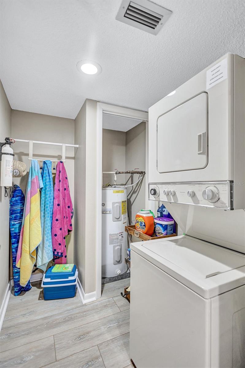 5880 MIDNIGHT PASS RD #306