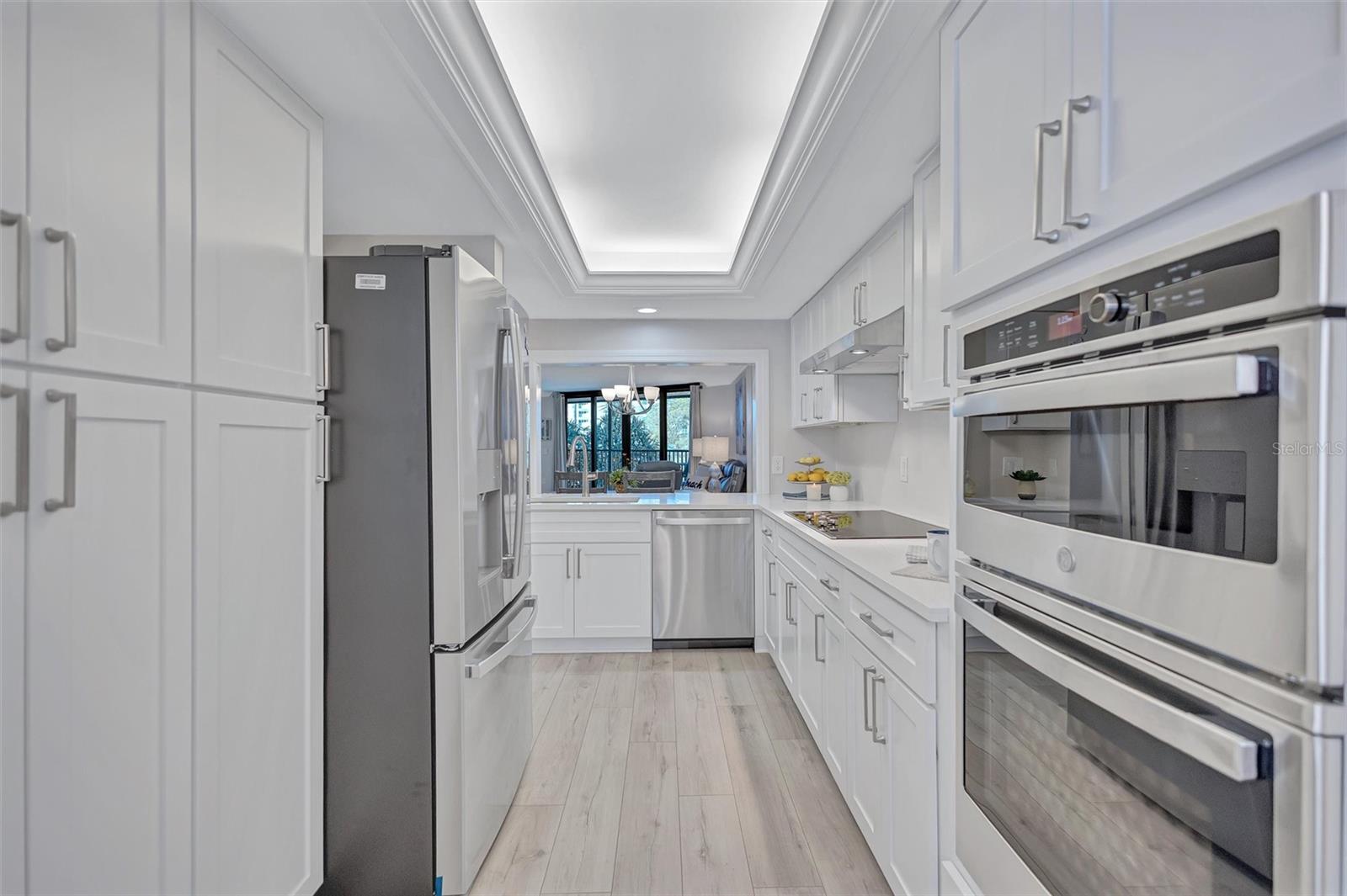 5880 MIDNIGHT PASS RD #306