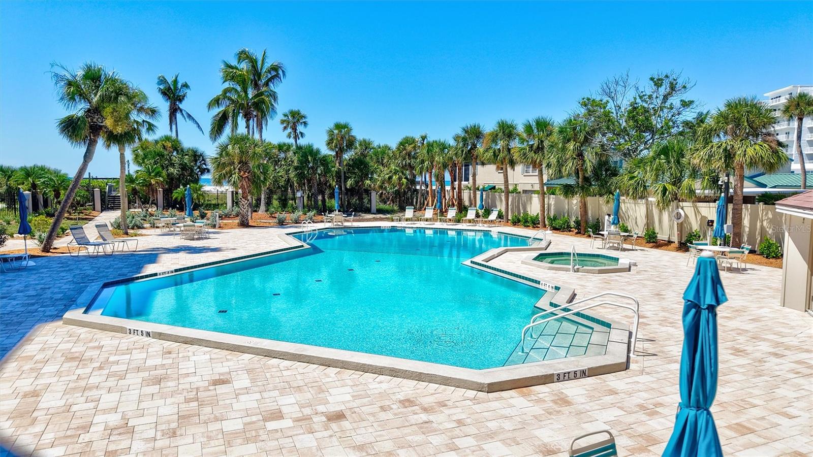 5880 MIDNIGHT PASS RD #306