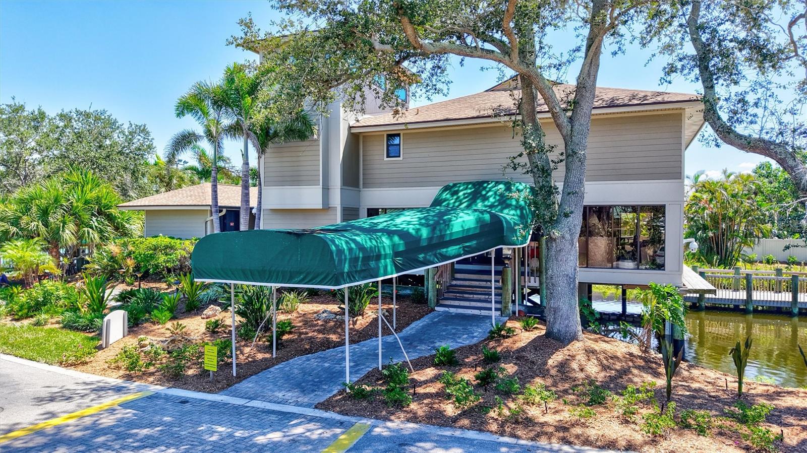 5880 MIDNIGHT PASS RD #306