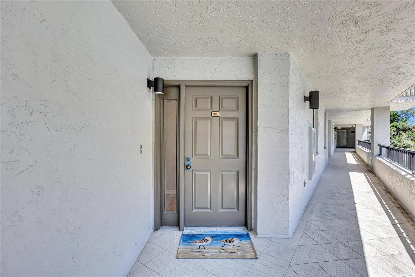 5880 MIDNIGHT PASS RD #306