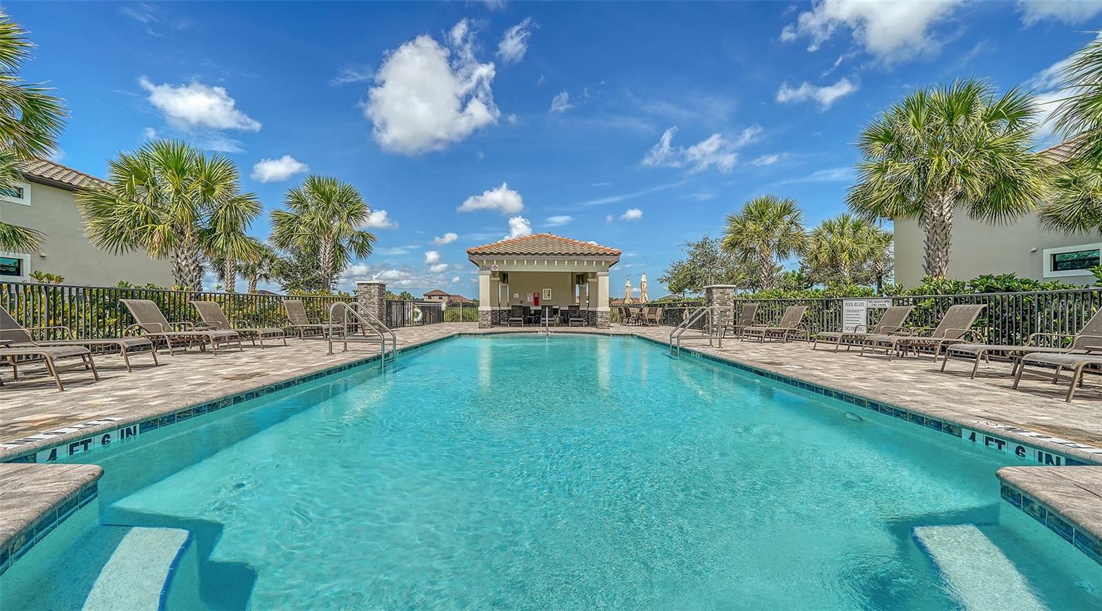 5710 PALMER CIR #103