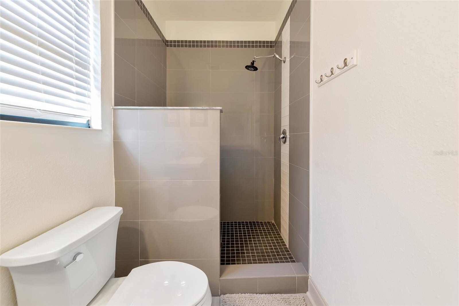 4063 OVERTURE CIR #4063