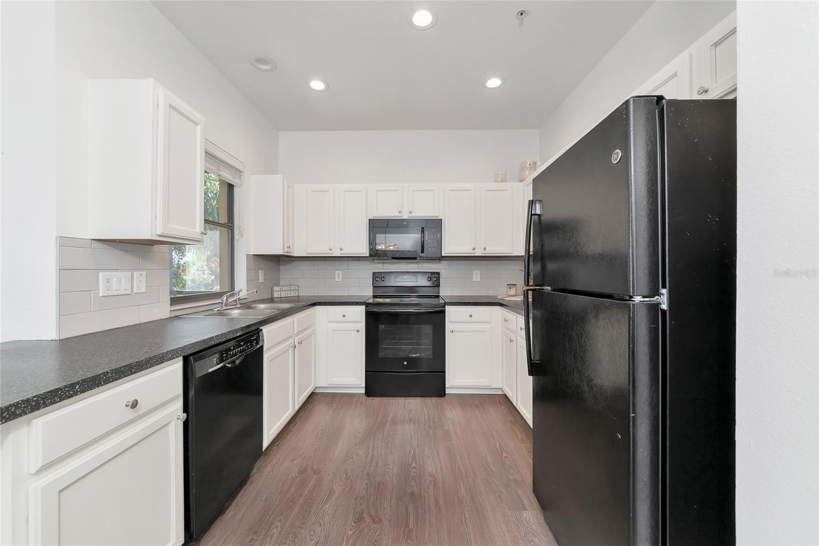 4063 OVERTURE CIR #4063