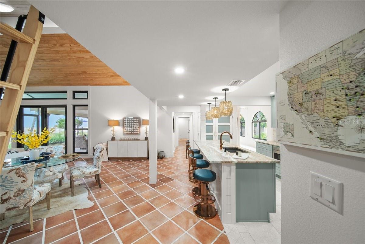 718 GOLDEN BEACH BLVD #1