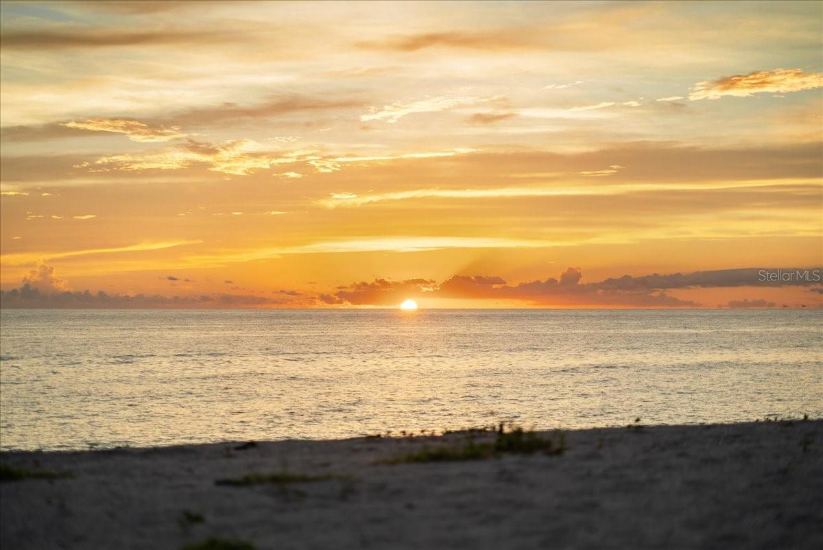 718 GOLDEN BEACH BLVD #1