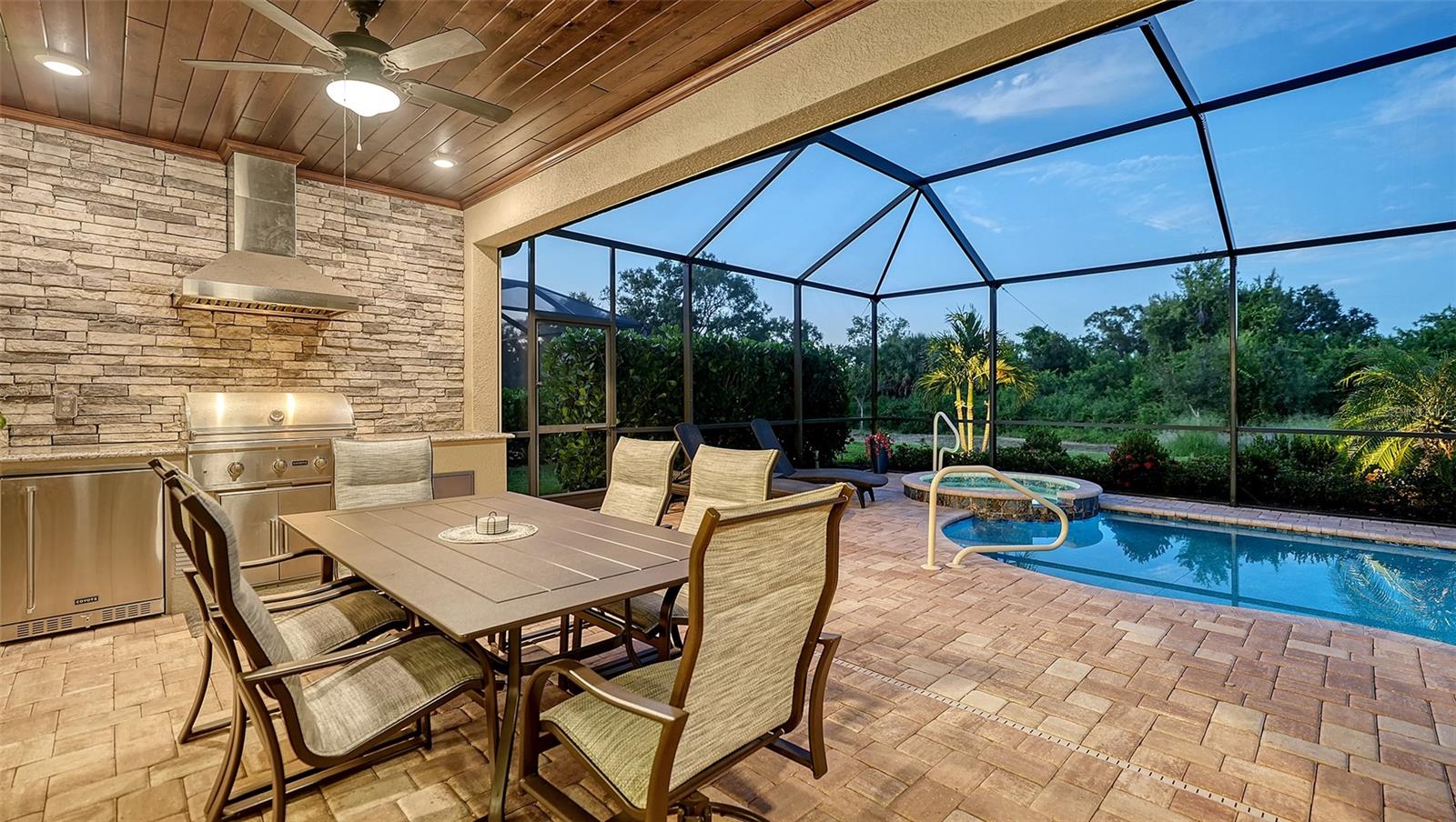 17609 HICKOK BELT LOOP