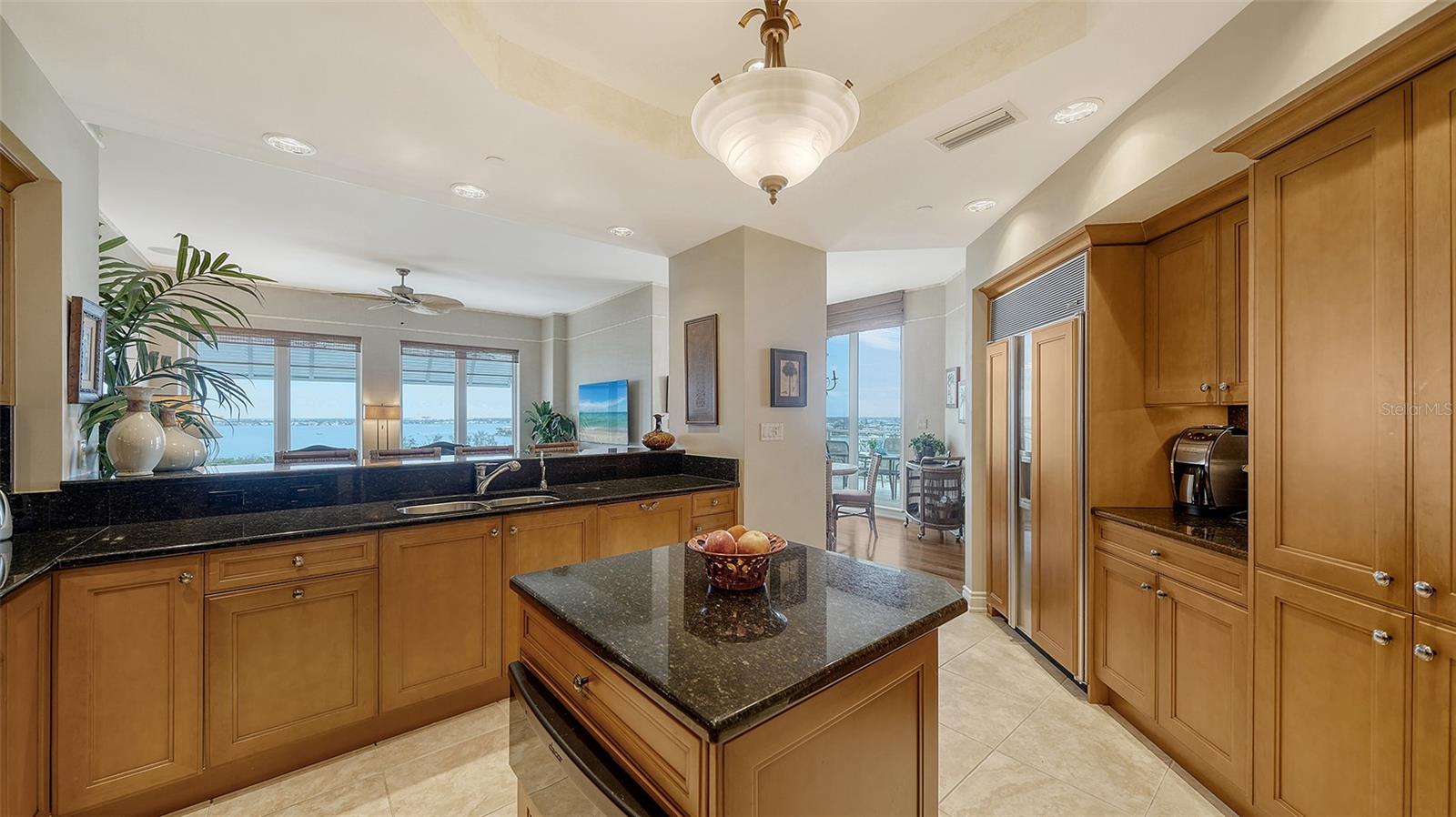 2050 BENJAMIN FRANKLIN DR #A1001