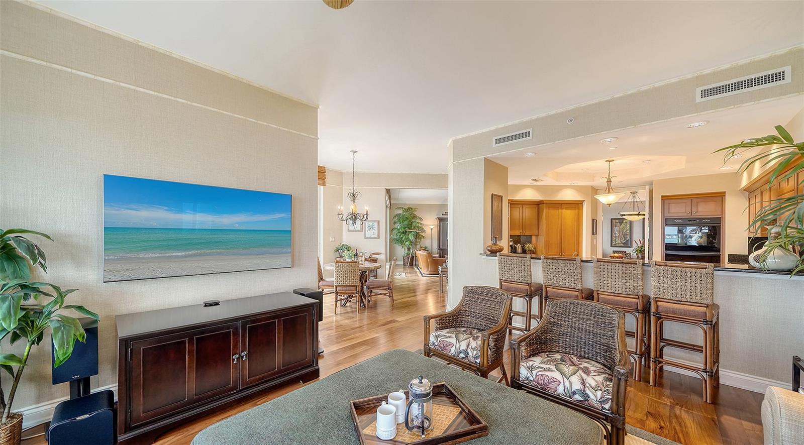 2050 BENJAMIN FRANKLIN DR #A1001