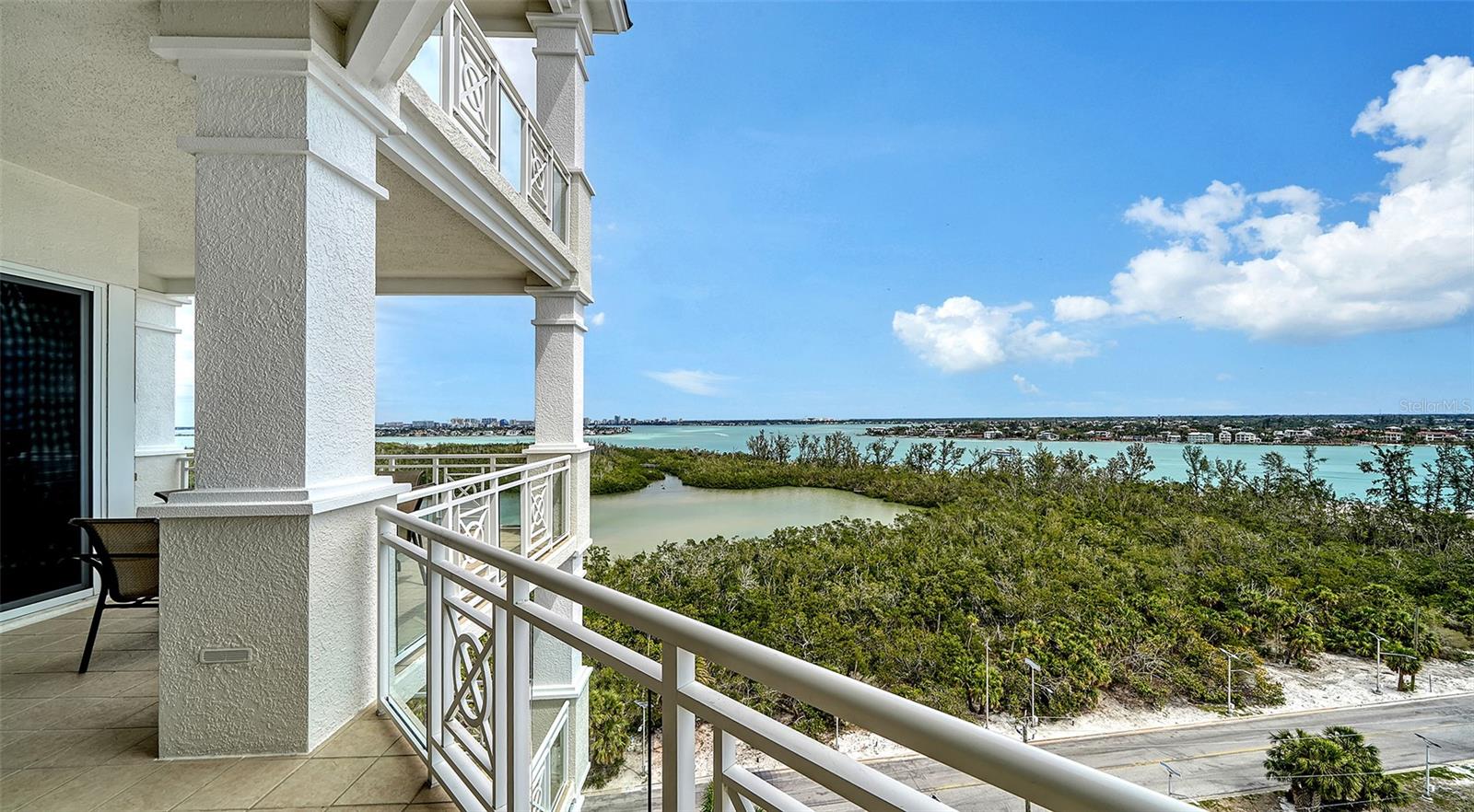 2050 BENJAMIN FRANKLIN DR #A1001