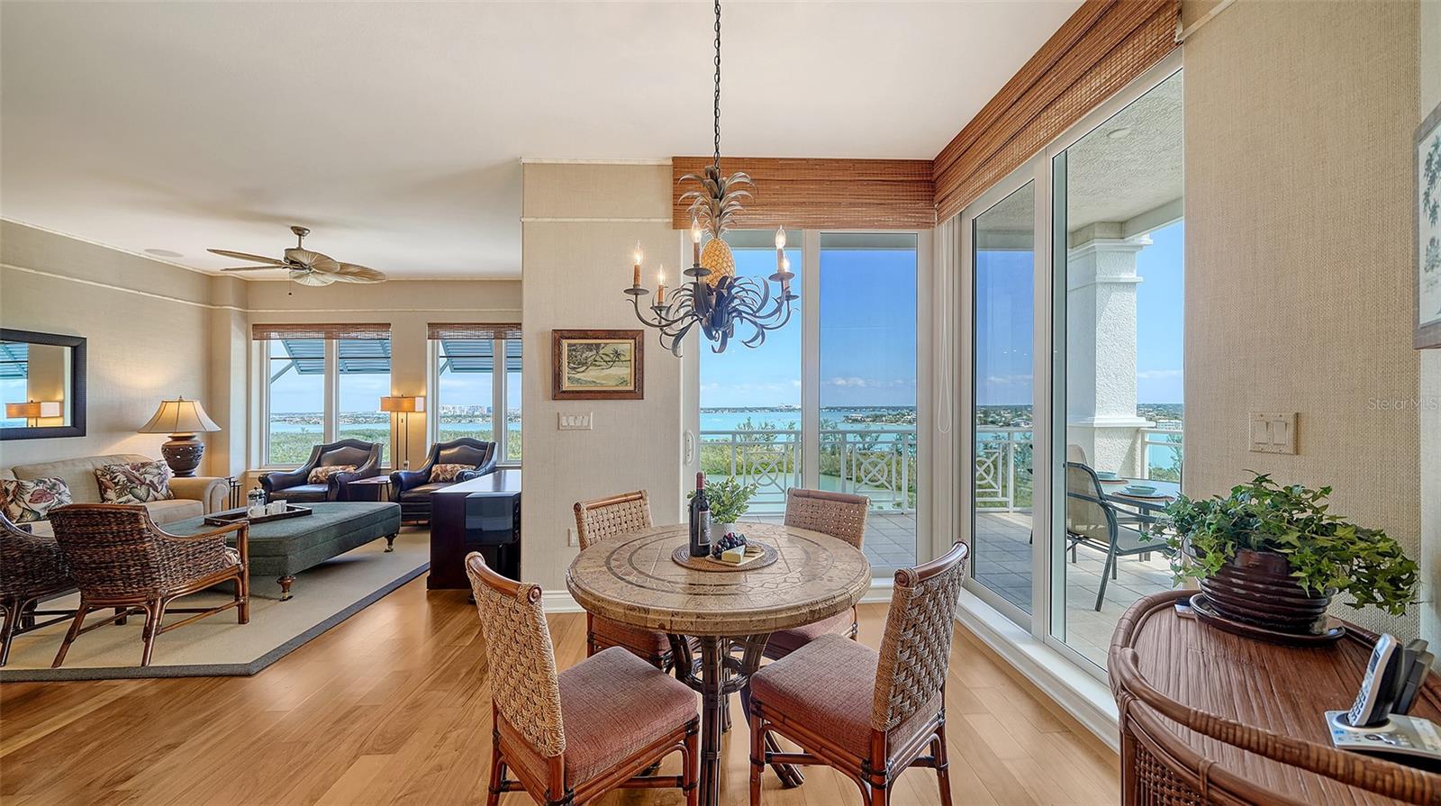 2050 BENJAMIN FRANKLIN DR #A1001