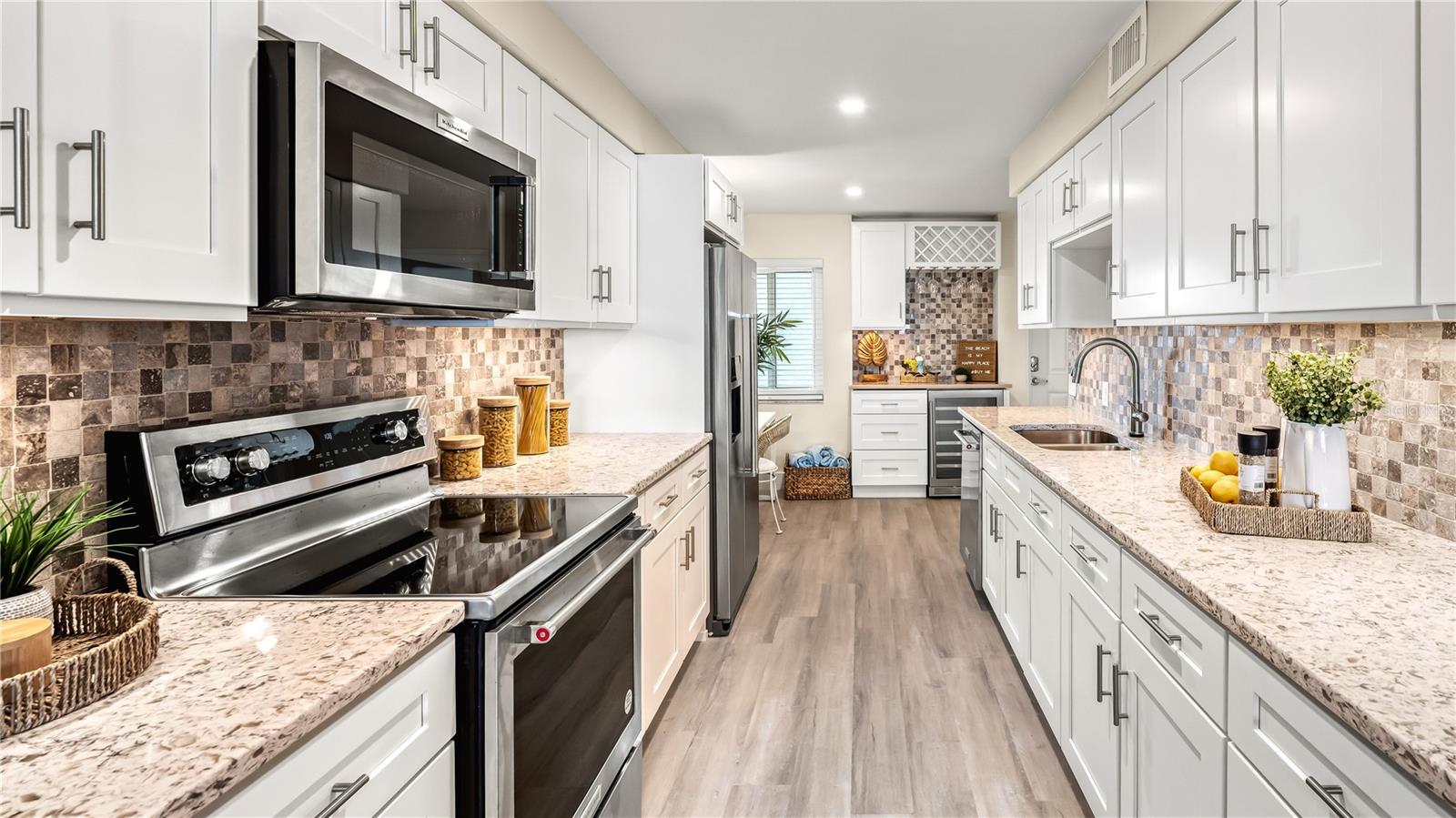 20 WHISPERING SANDS DR #1205