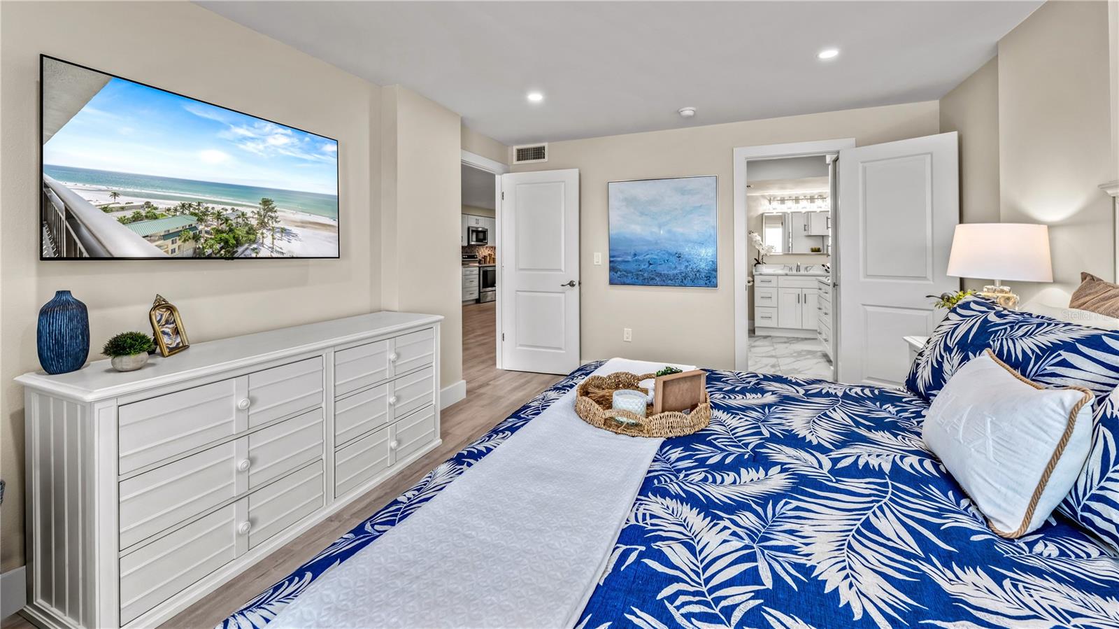 20 WHISPERING SANDS DR #1205