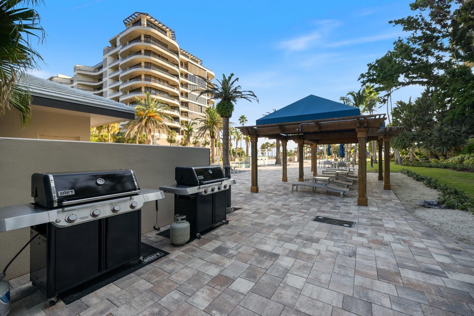 415 L AMBIANCE DR #C403