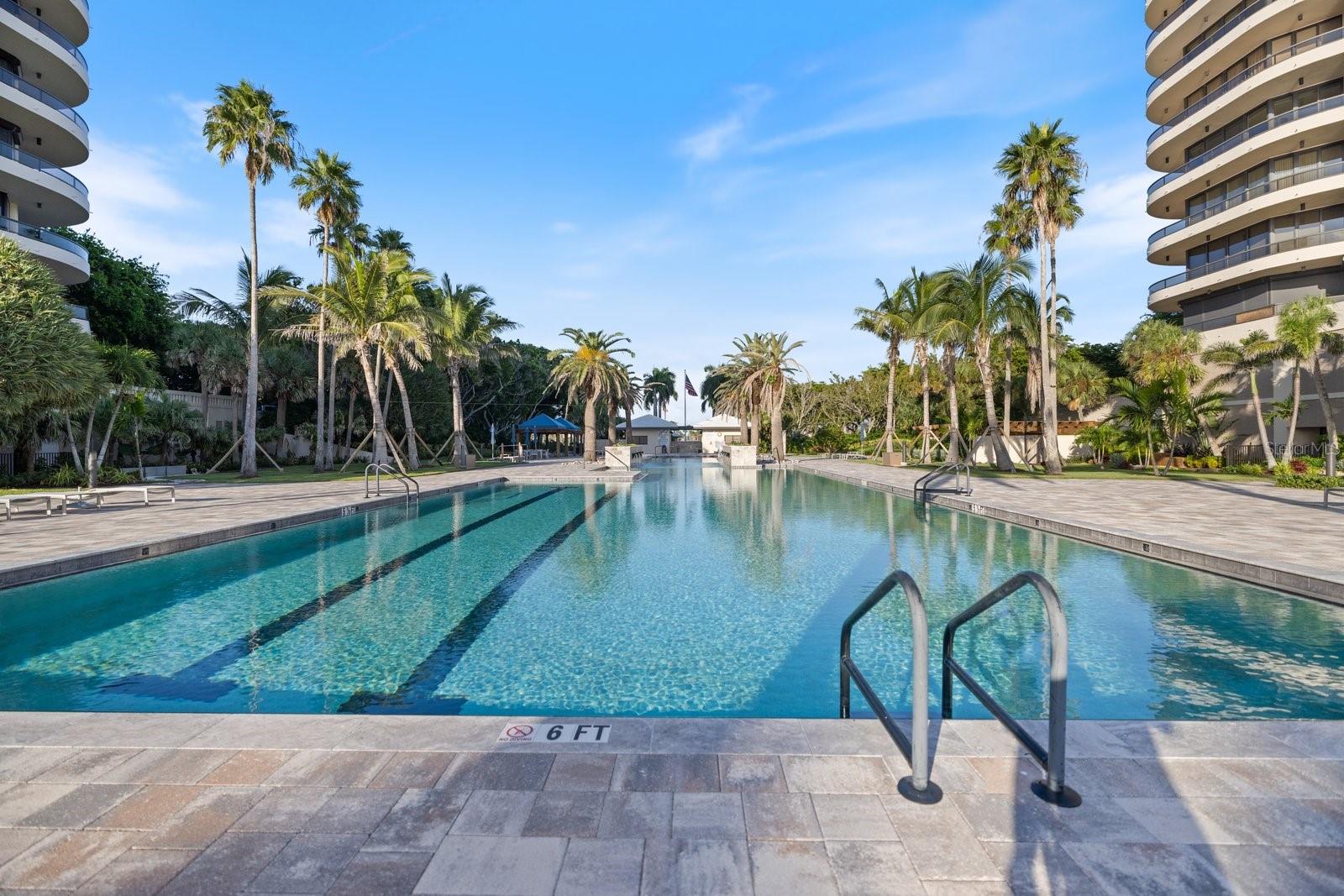 415 L AMBIANCE DR #C403