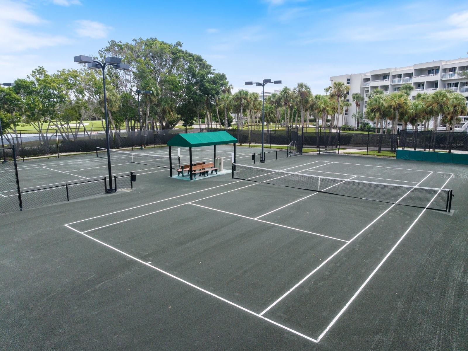 415 L AMBIANCE DR #C403