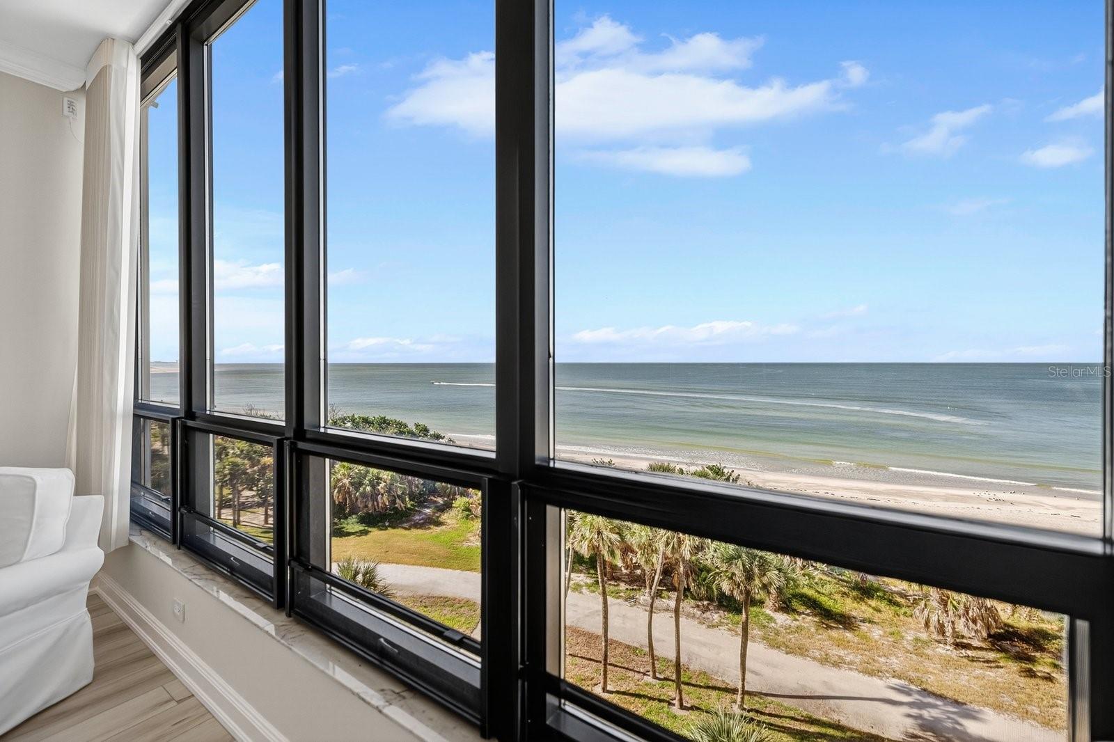 415 L AMBIANCE DR #C403