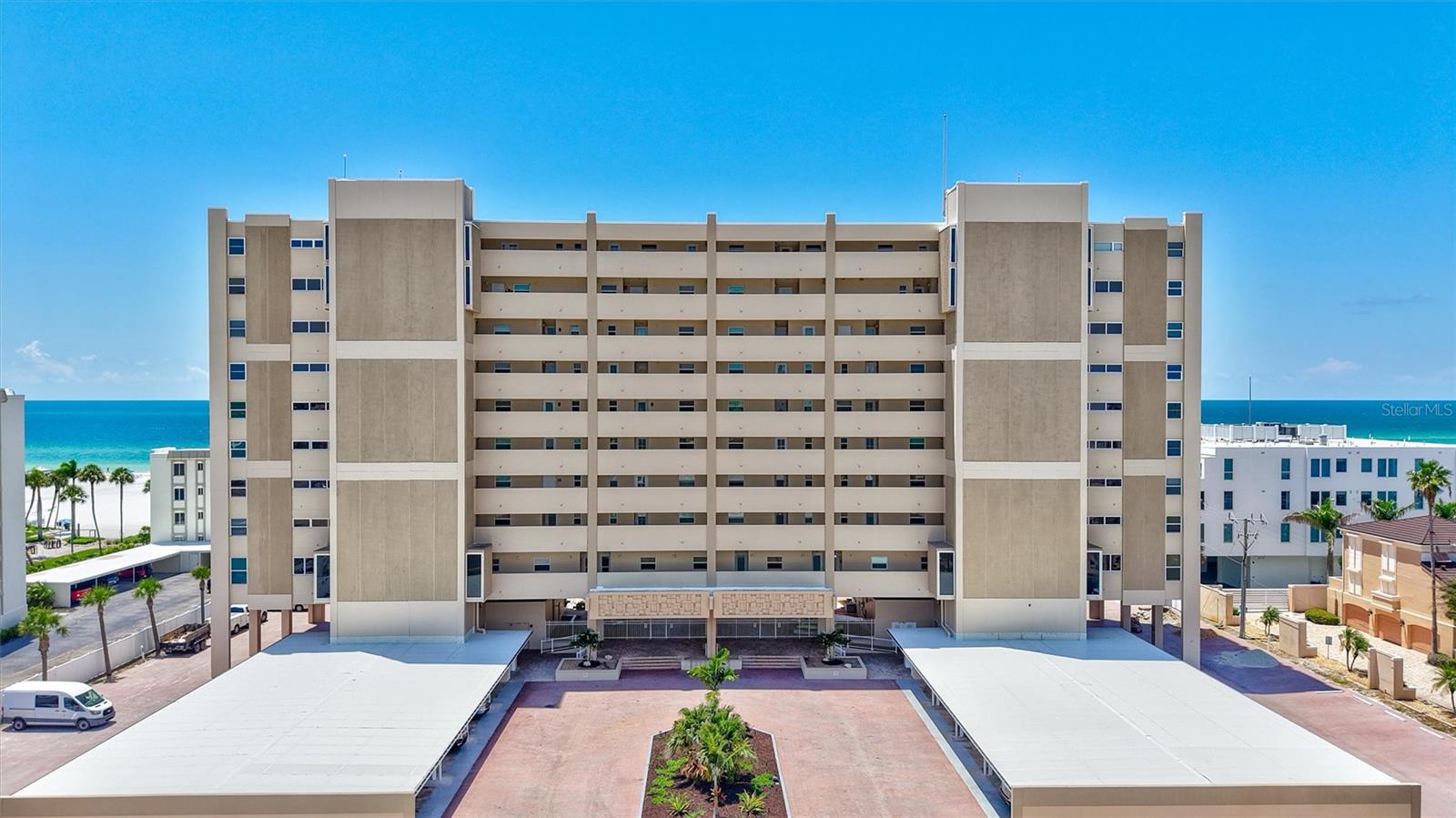 6140 MIDNIGHT PASS RD #902