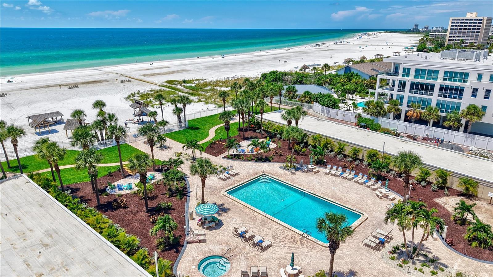 6140 MIDNIGHT PASS RD #902