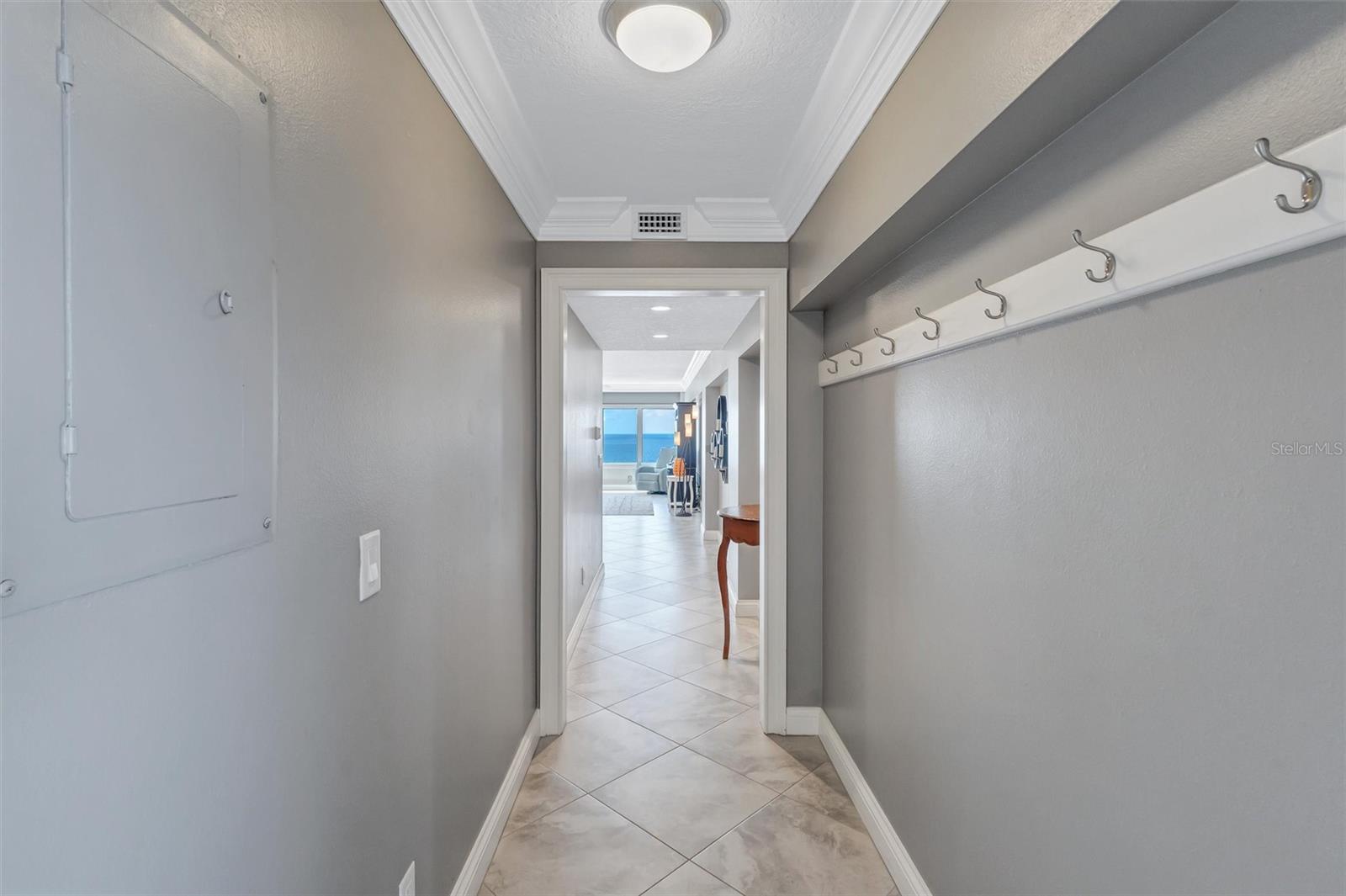 6140 MIDNIGHT PASS RD #902