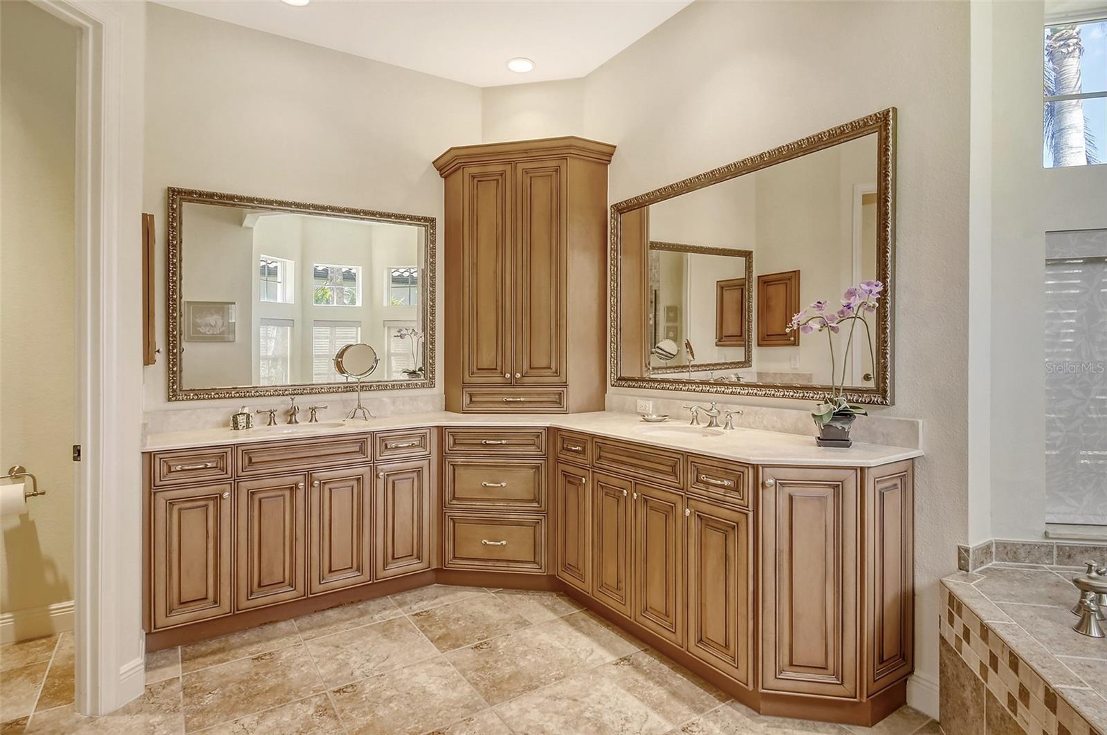 811 RIVIERA DUNES WAY