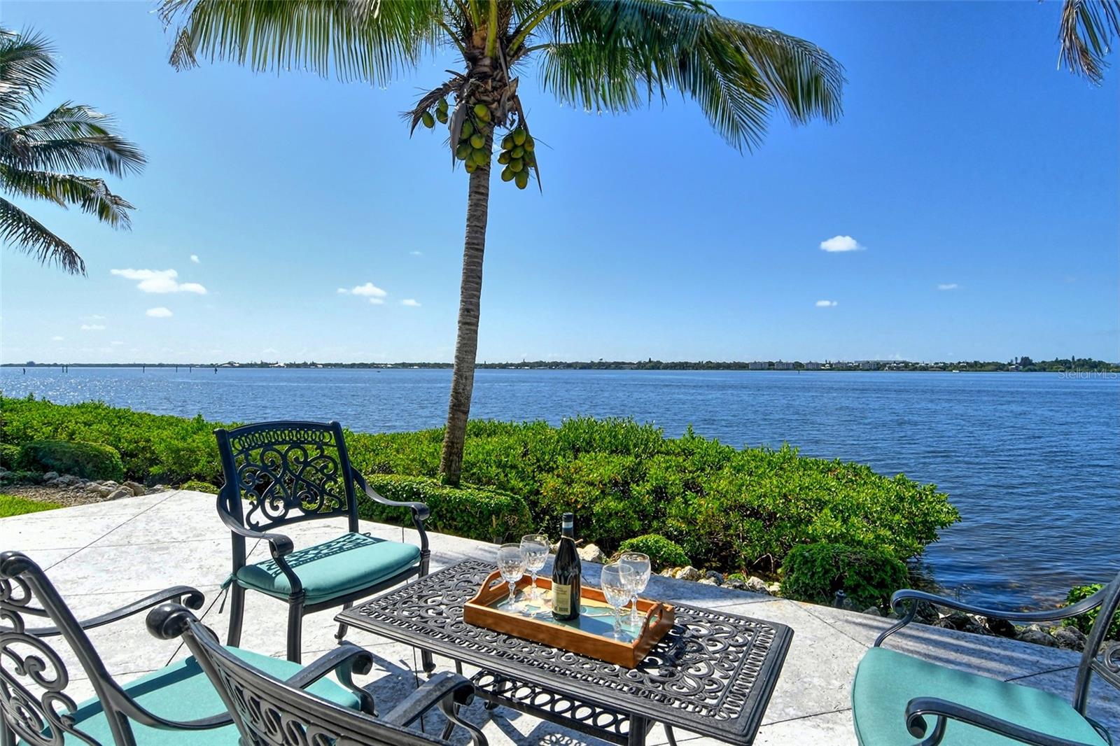 811 RIVIERA DUNES WAY