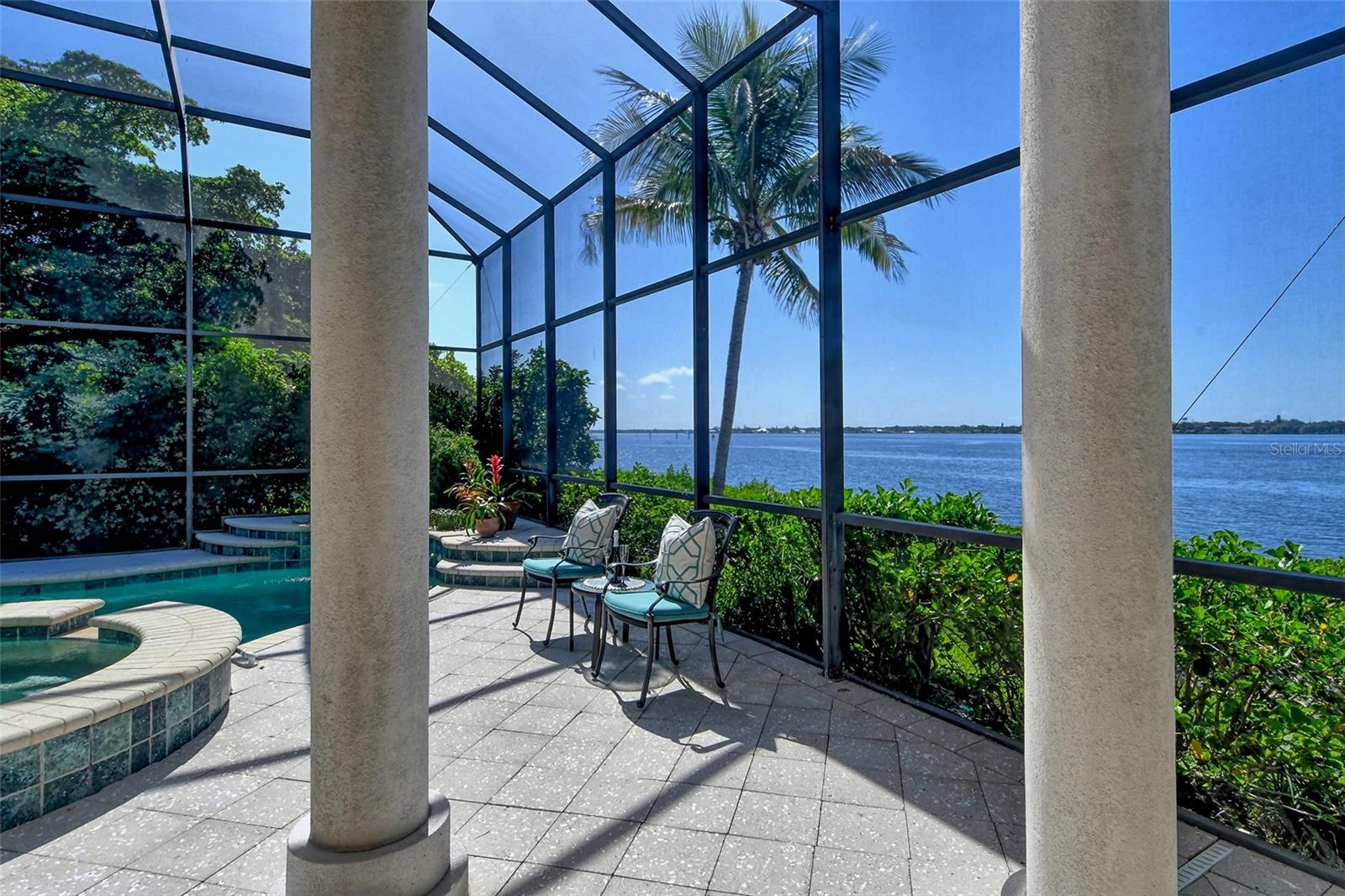 811 RIVIERA DUNES WAY