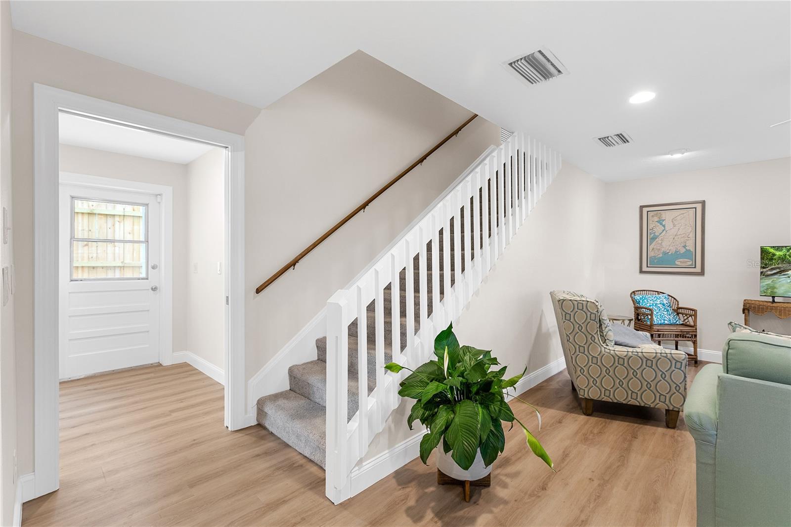 5151 SAINT ALBANS AVE