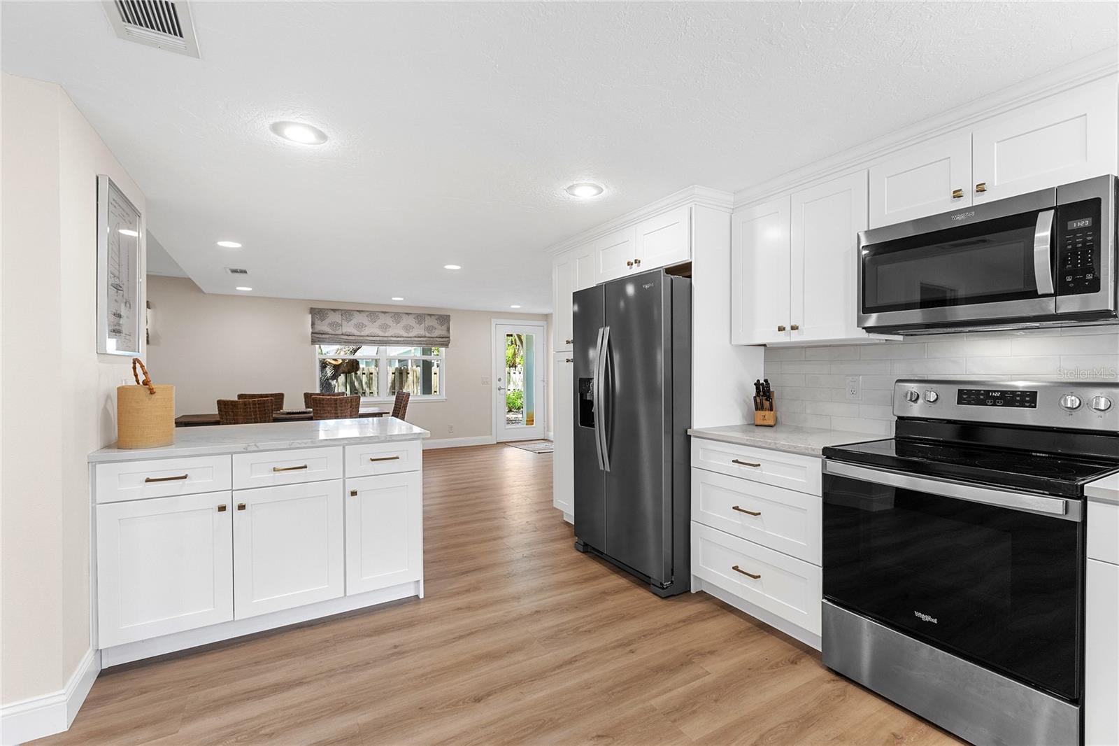 5151 SAINT ALBANS AVE