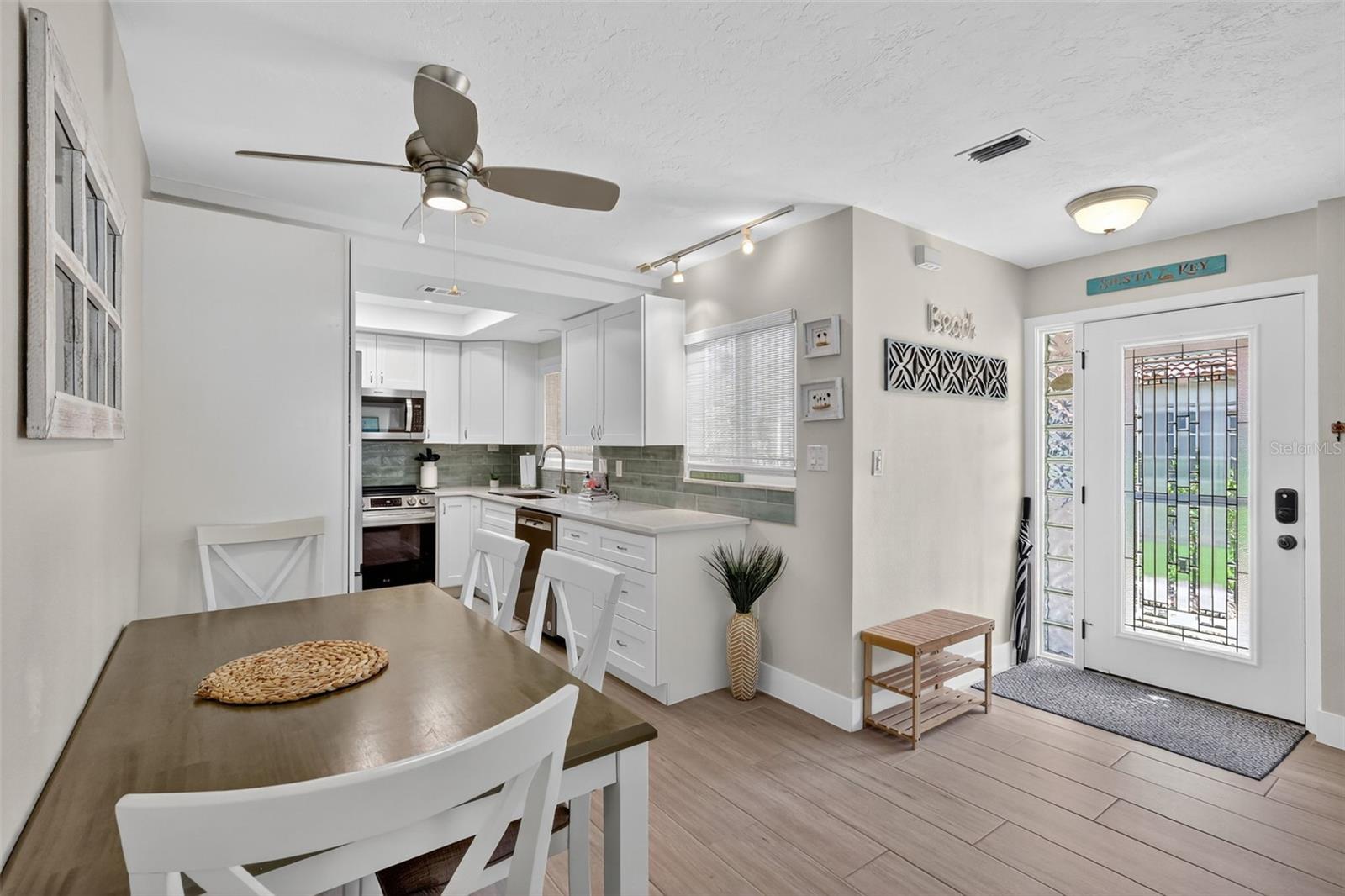 161 VISTA HERMOSA CIR #26-A