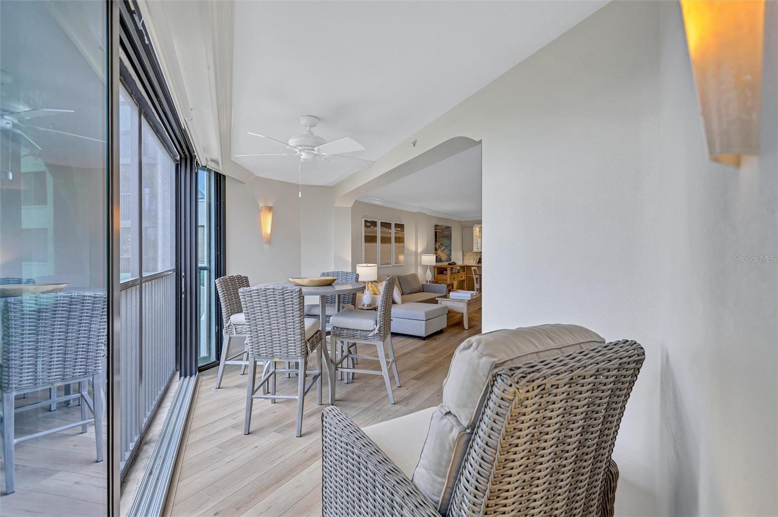 5880 MIDNIGHT PASS RD #206