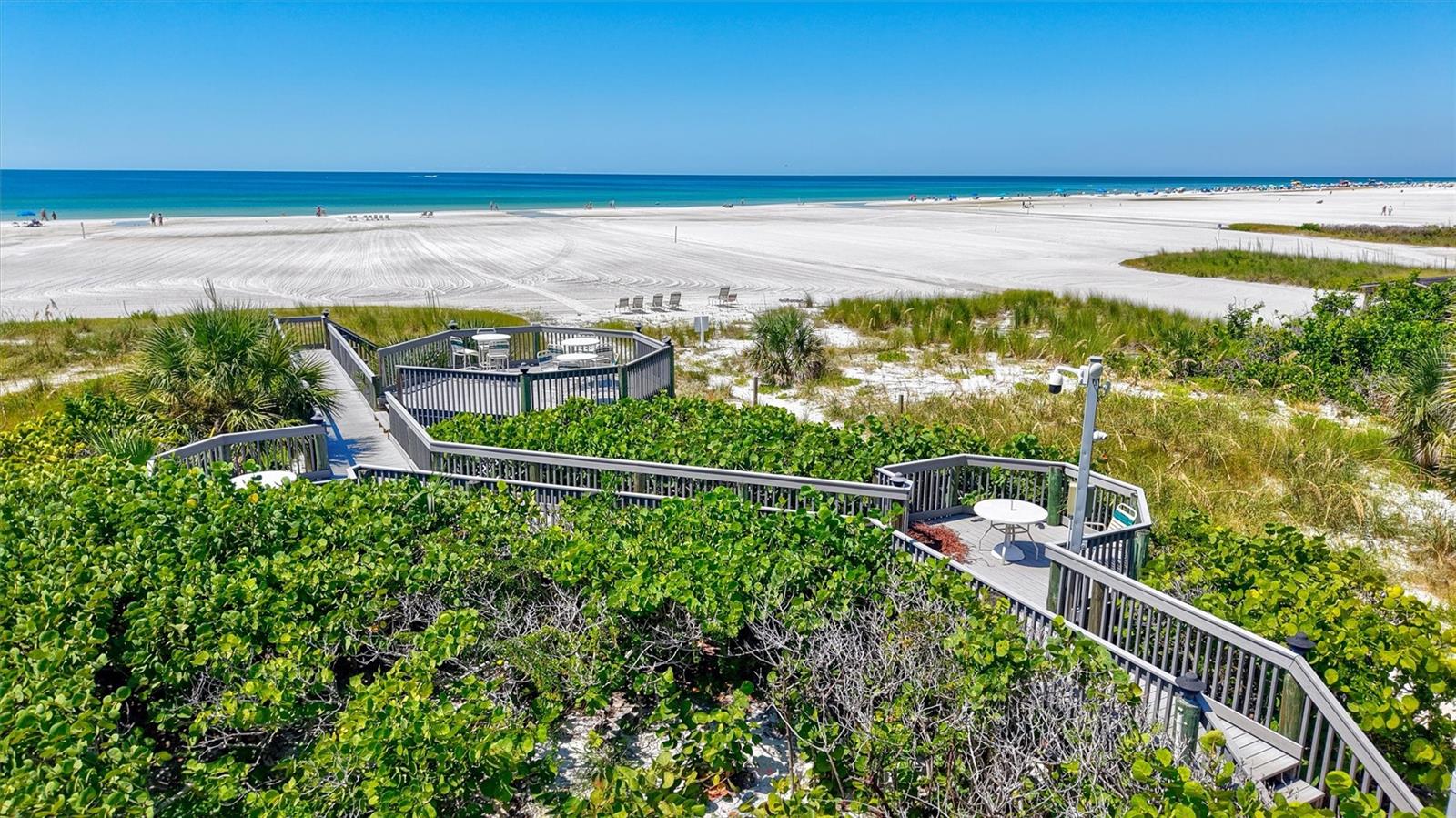 5880 MIDNIGHT PASS RD #206