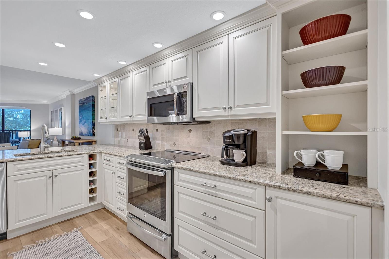 5880 MIDNIGHT PASS RD #206