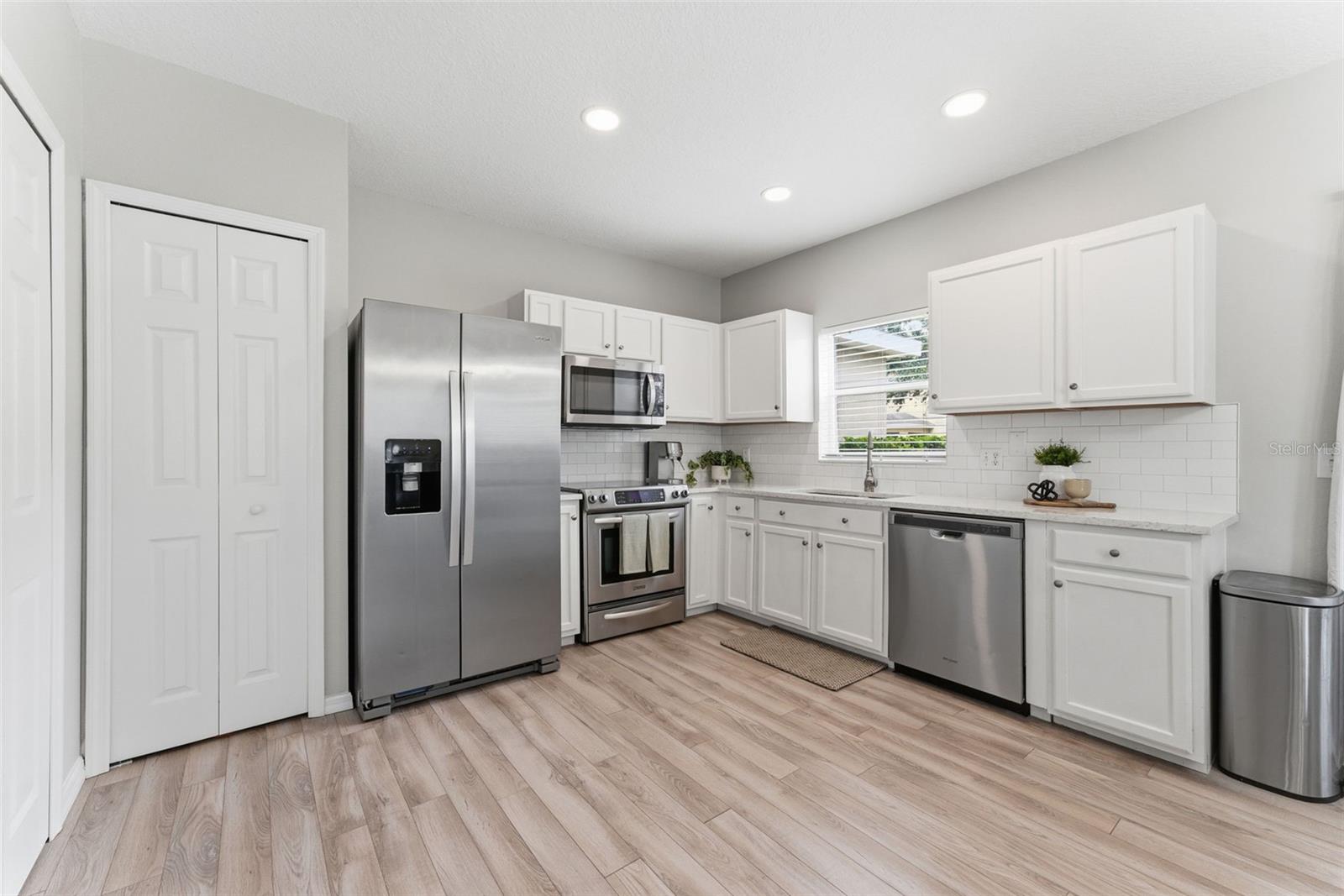 6221 FLAGFISH CT #105