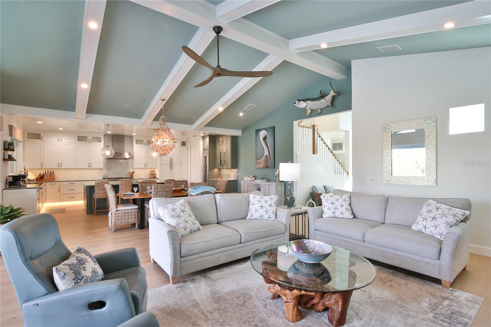 262 ISLAND CIR
