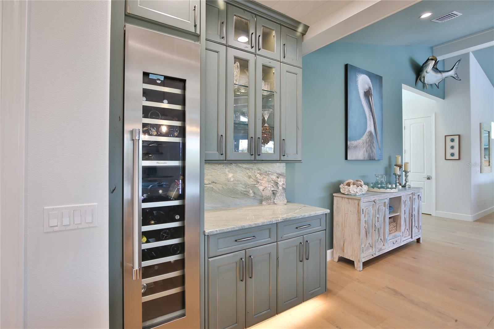 262 ISLAND CIR