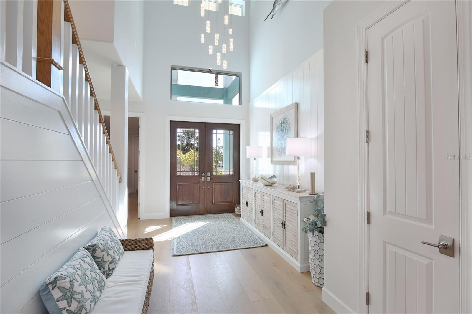 262 ISLAND CIR