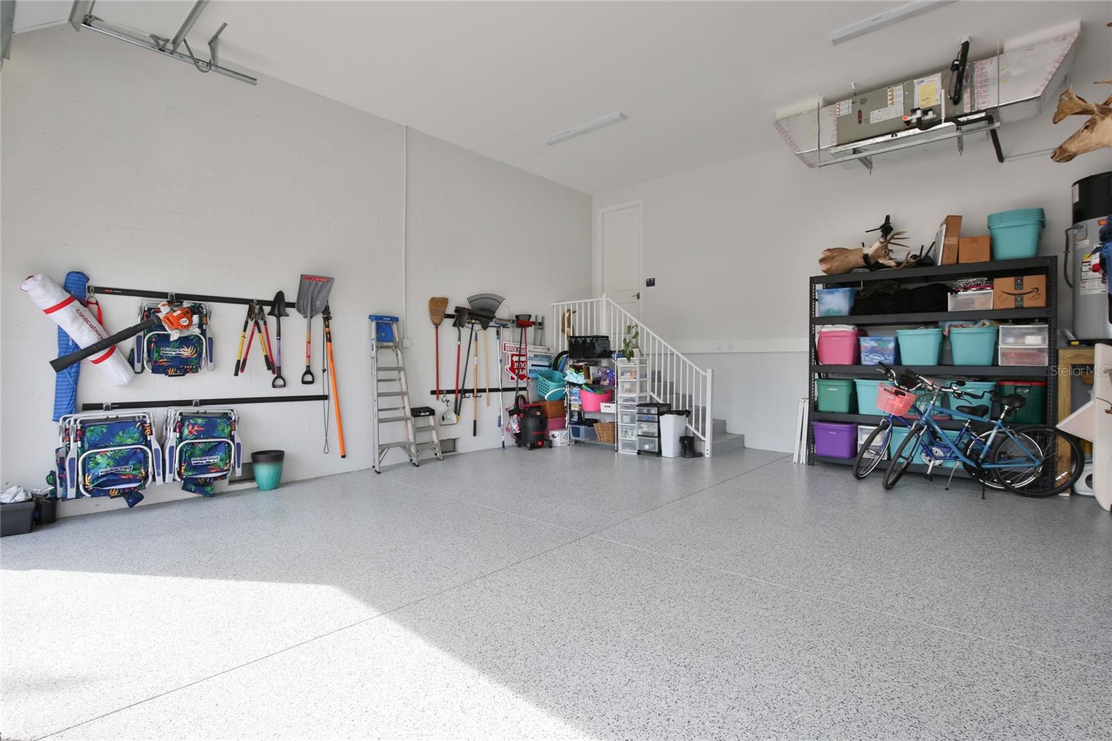 262 ISLAND CIR