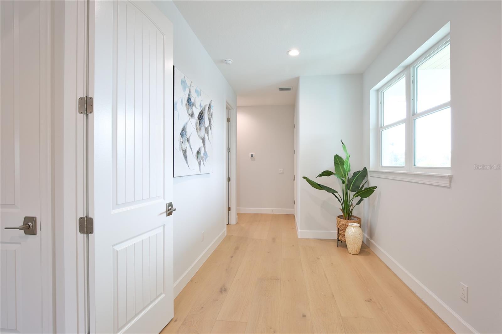 262 ISLAND CIR