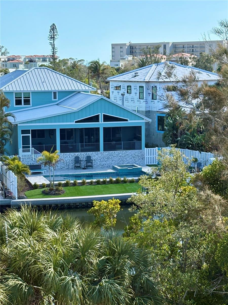262 ISLAND CIR