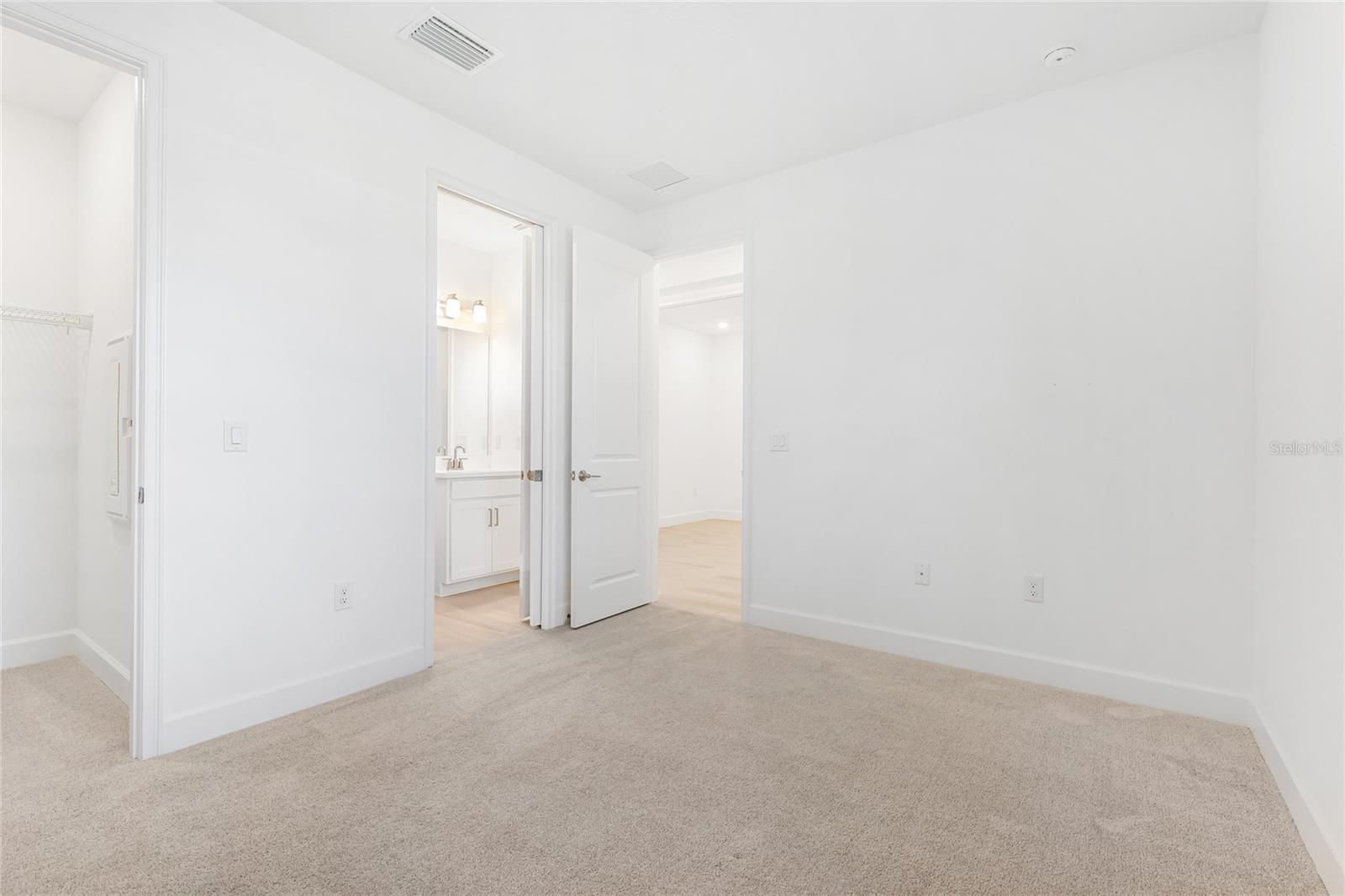 10073 MORNING MIST LN